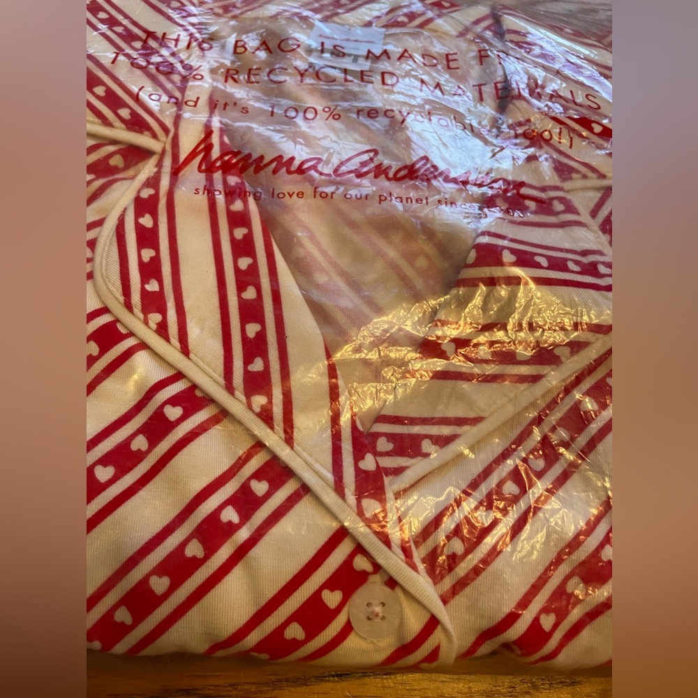 Hanna Andersson Women's Short Sleeve HannaSoft™ Pajama Set - Picture 5 of 7